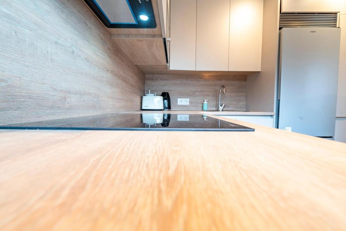 Apartment G232 Brand New Design Feria *